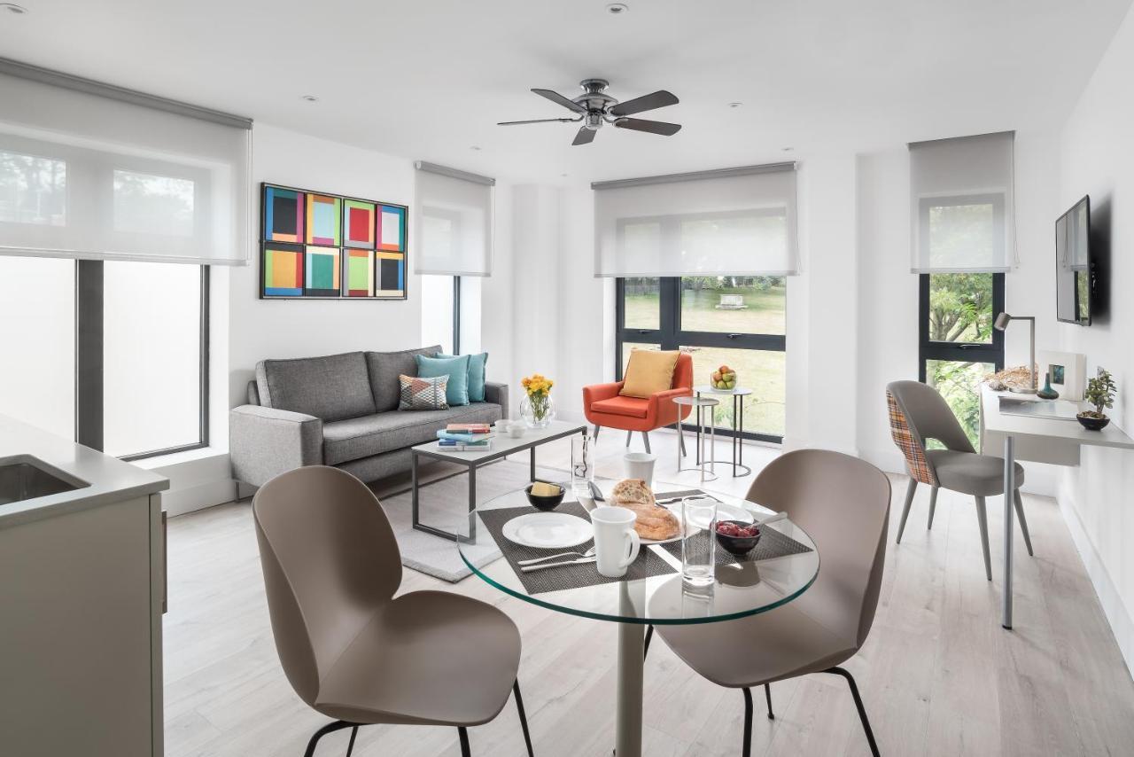 ברייטון Q Square By Supercity Aparthotels מראה חיצוני תמונה
