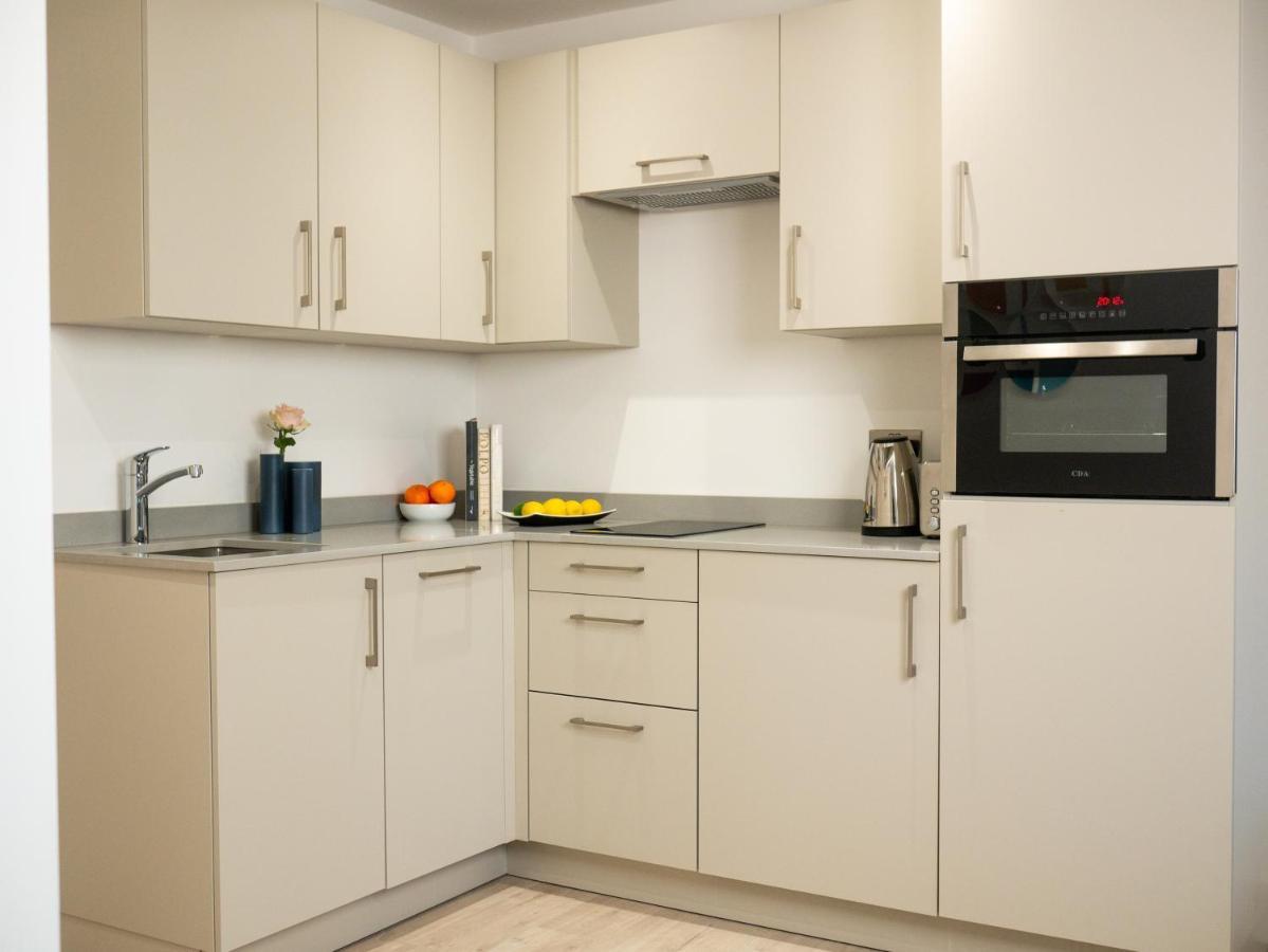ברייטון Q Square By Supercity Aparthotels מראה חיצוני תמונה