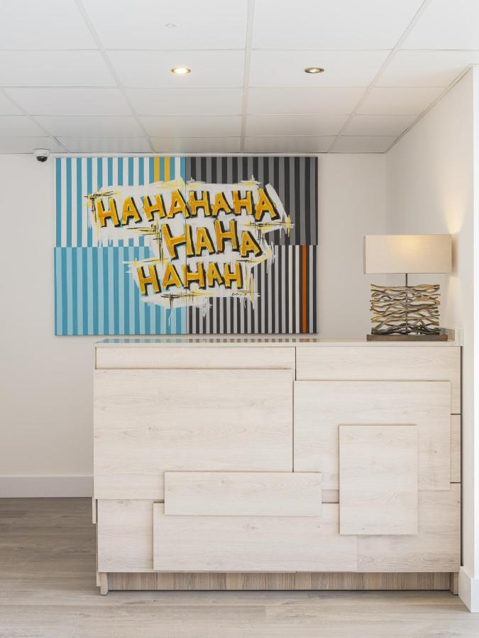 ברייטון Q Square By Supercity Aparthotels מראה חיצוני תמונה